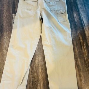 Cabela's Men's Cargo Pants in Light Tan